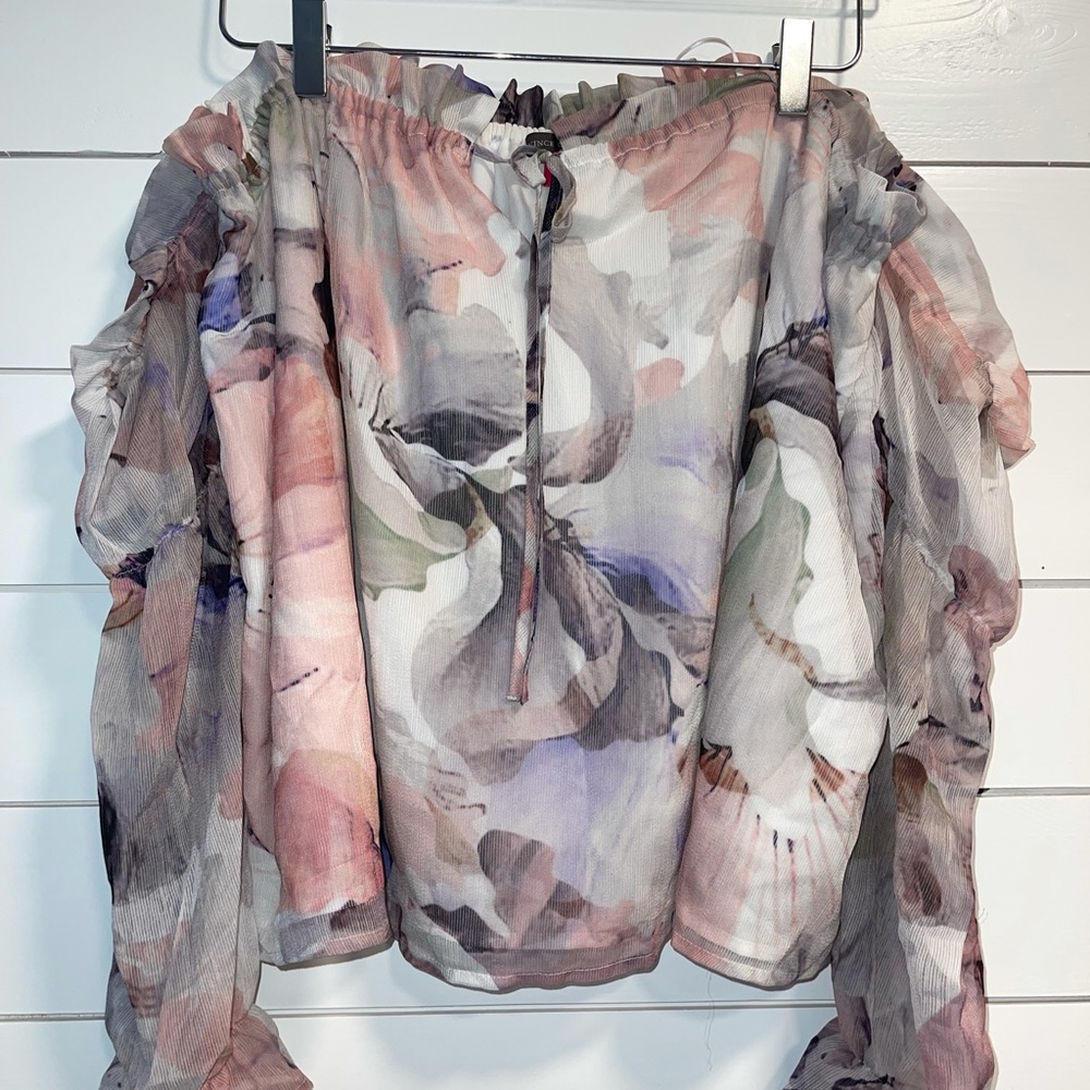 Vince Camuto smock floral off the shoulder blouse